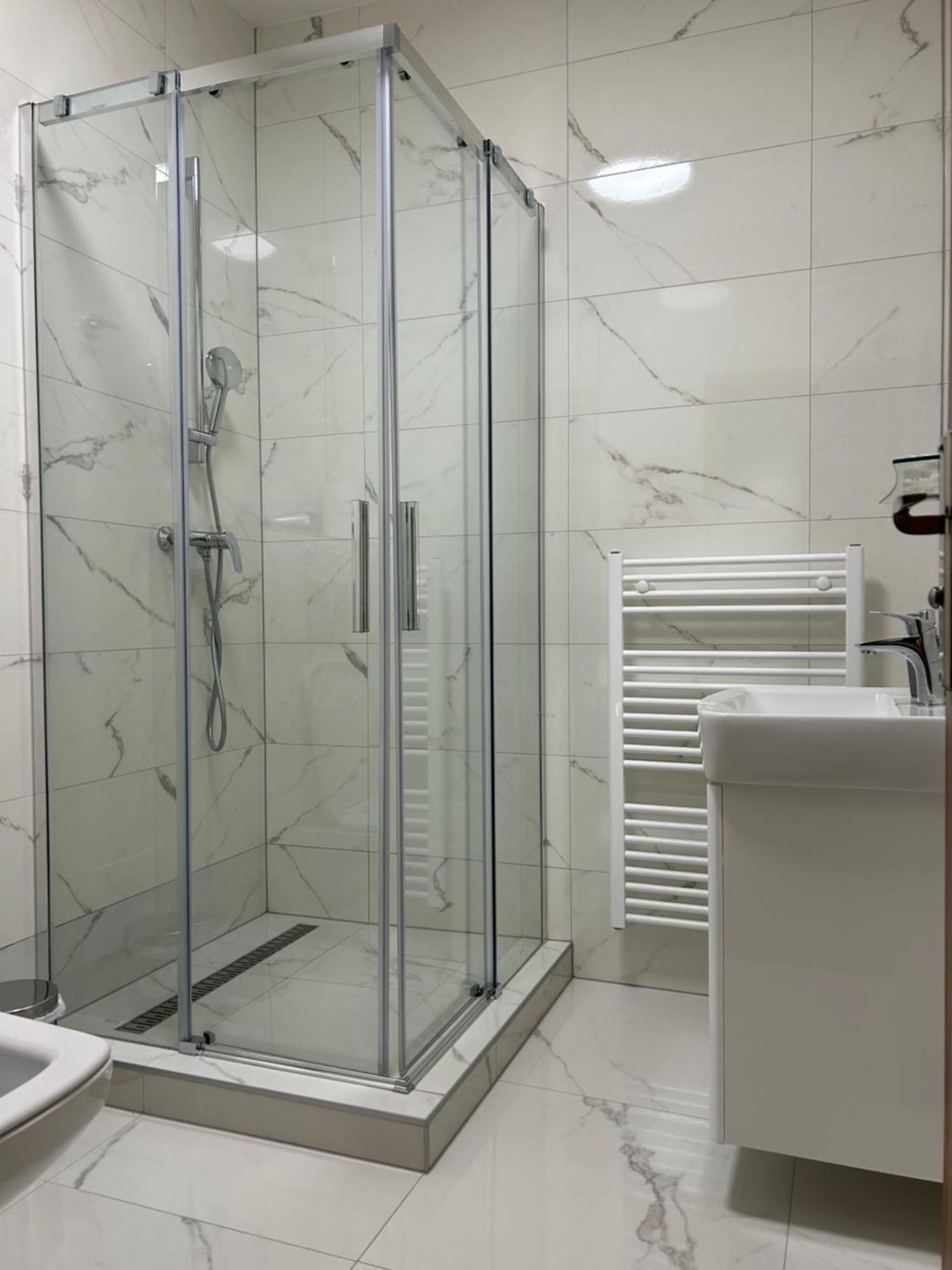 Hotel Evan U Hoffera Topolcany Ngoại thất bức ảnh